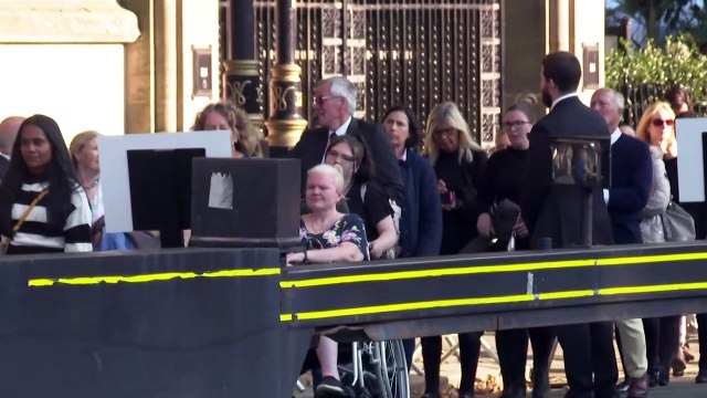 Londres inicia seu último adeus a Elizabeth II