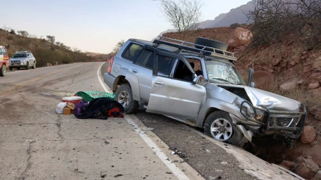 Dos fallecidos y seis heridos tras un accidente en la vía Camargo-Villa Abecia