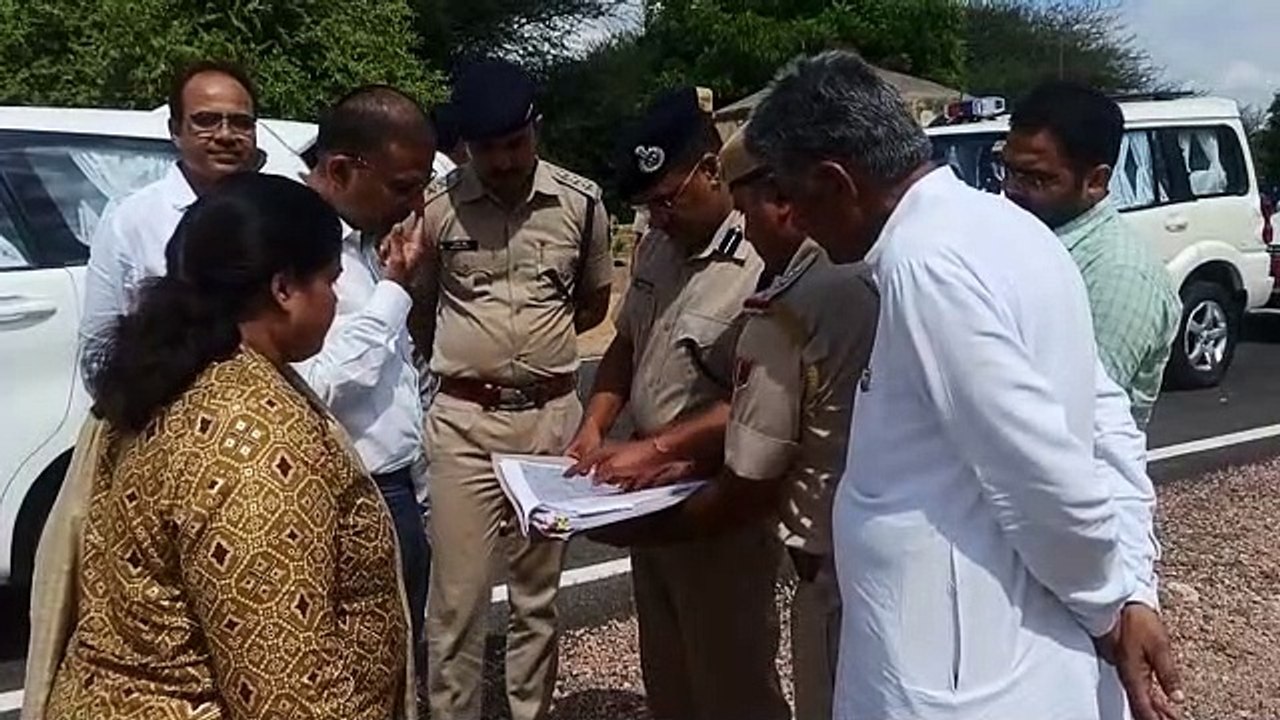 जिला कलक्टर और पुलिस अधीक्षक ने देशनोक एवं मुका...