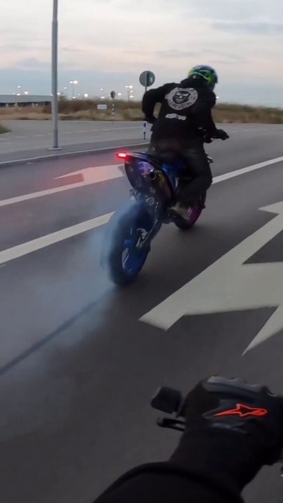 #kawasaki #sportsbike #zx10r #1000cc #kolkata #ride #zx10rbikers #bike #bikes