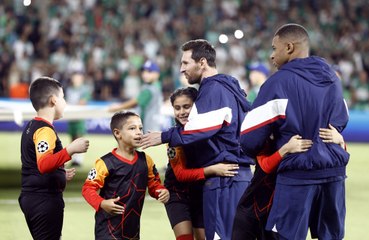 LDC : L'incroyable réaction d'enfants quand ils rencontrent Messi !