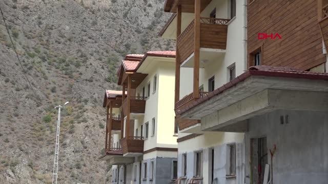 Son dakika gündem: ARTVİN'DE YANGIN FELAKETİNİN YAŞANDIĞI KÖY, YENİDEN İNŞA EDİLDİ