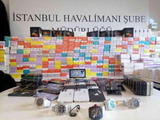 İstanbul Havalimanı'nda 26 milyon lira değerinde kaçak eşya yakalandı