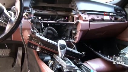 Lüks araçtan yaklaşık 400 bin TL hırsızlık kamerada