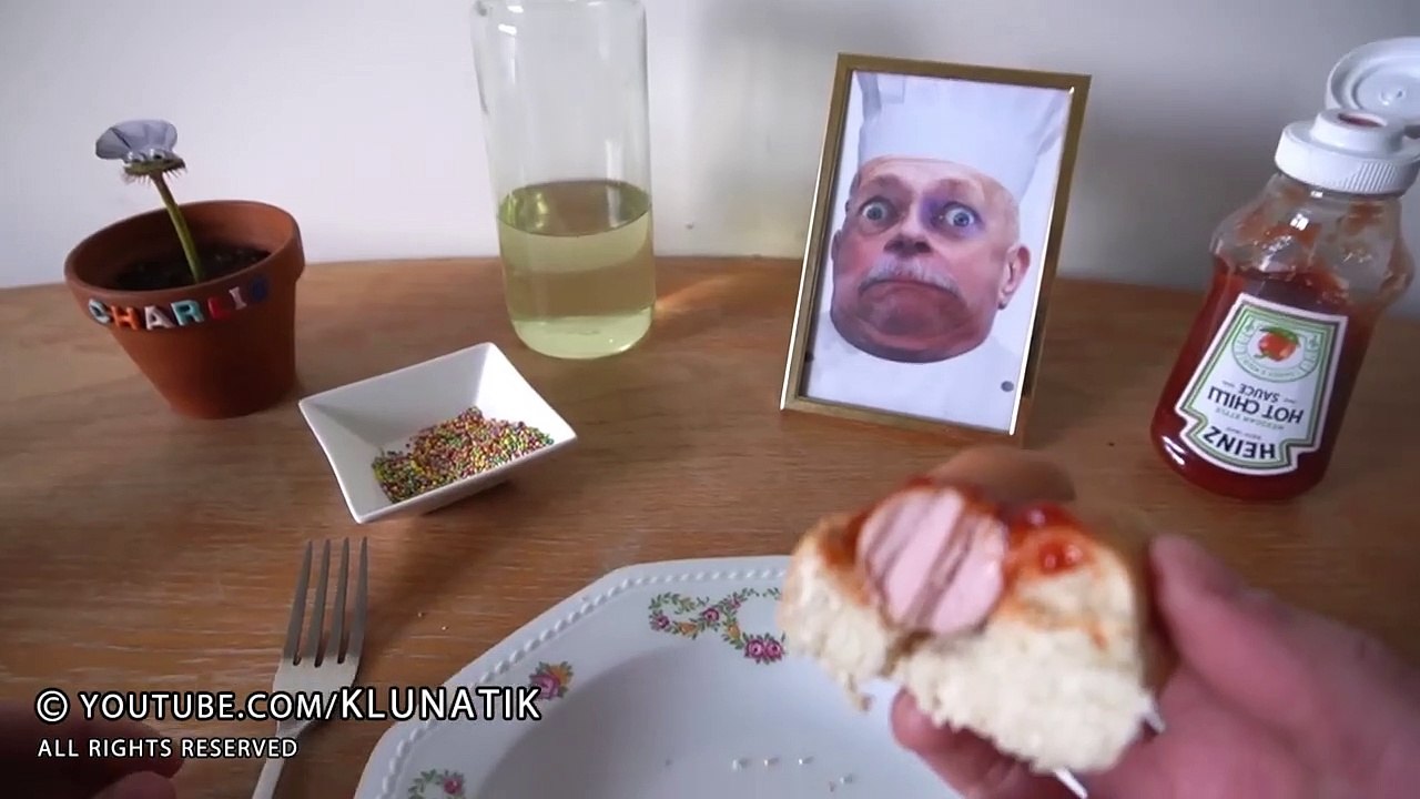 3 CRAZY HOTDOGS eating contest ( fun party trick - hack )