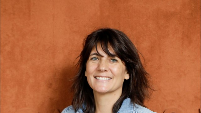 VOICI : Estelle Denis a retrouvé l’amour : qui est son célèbre nouveau compagnon ?