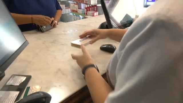 Ya se venden en las farmacias los test para diferenciar la COVID de la gripe