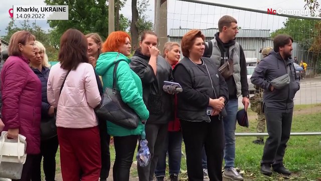 بدون تعليق: الرئيس الأوكراني فولوديمير زيلينسكي يزور خاركيف بعد انسحاب القوات الروسية