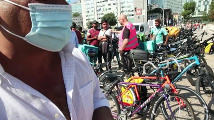 Descargar video: Milano, la protesta dei riders in stazione Centrale. Mohamed: 