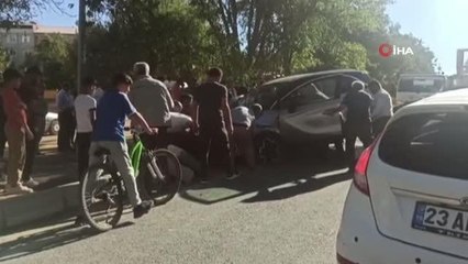 Son dakika haber | Elazığ'da otomobili ağaca çarptı: 1 yaralı
