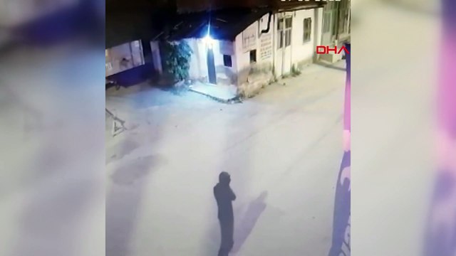 Kara çarşaf giyerek motosiklet çalan erkek yakalandı