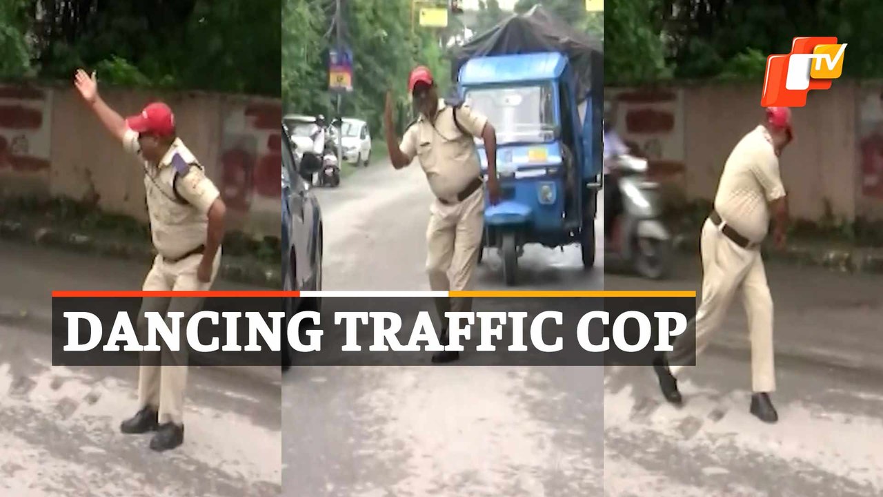 Dancing Traffic Cop In Dehradun Aims To Make Your Day