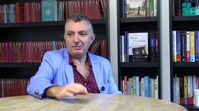 Manuel Vilas; Un padre o una madre serían capaces de dar su vida por su hijo sin dudar»