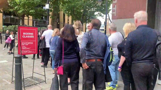 Time lapse: Thousands queue for miles to see Her Majesty The Queen Lying-In-State