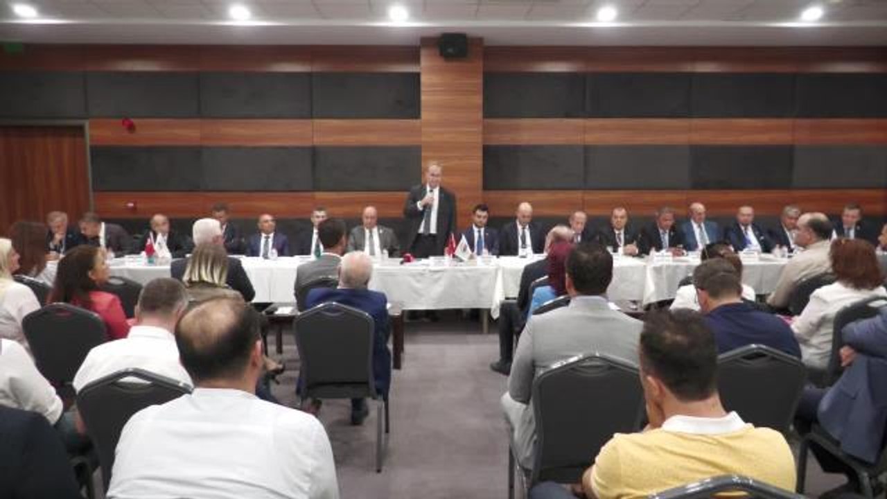 Faik Öztrak: "Büyüyoruz Diyoruz. Bakıyoruz Enflasyon Yüzde 80'e Çıkmış, Cari Açık Rekorlar Kırıyor"