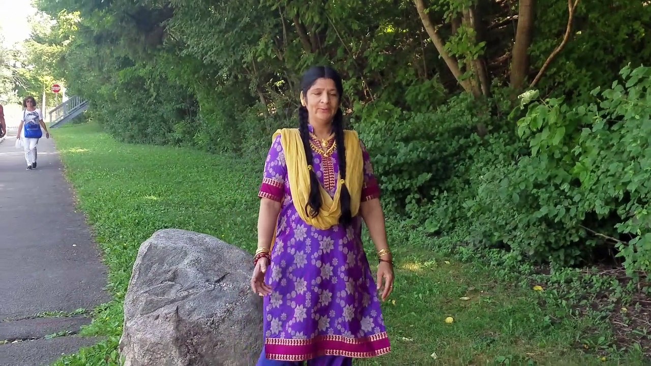 Mere Pyar Ki Umar Ho by Chitralekha Dixit