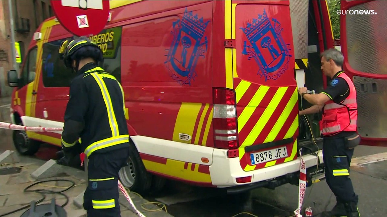 Rohrbruch in Madrid: 6 Millionen Liter Wasser treten aus