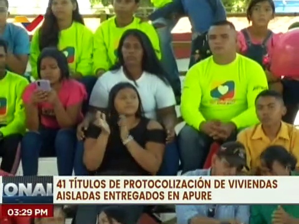 Apure | Entregan 41 títulos de protocolización de viviendas aisladas a familias del mcpio. Biruaca