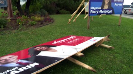 15 sept TOPO Pancarte électorale vandalisé