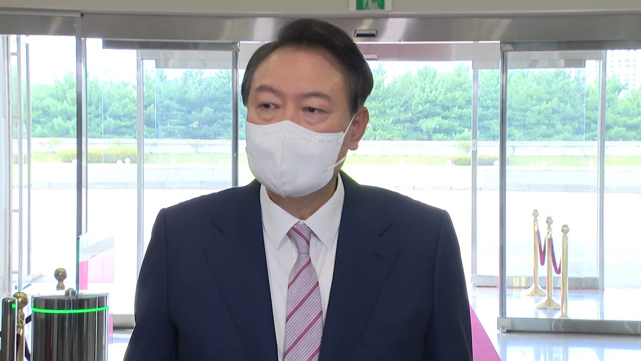 尹 "스토킹방지법 보완"...이원석·한기정 임명 강행 / YTN