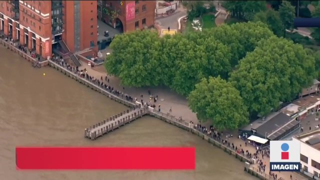 8 kilómetros de fila para despedir a la reina Isabel II