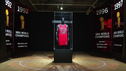Una camiseta de Jordan es subastada por un récord de 10,1 millones de dólares