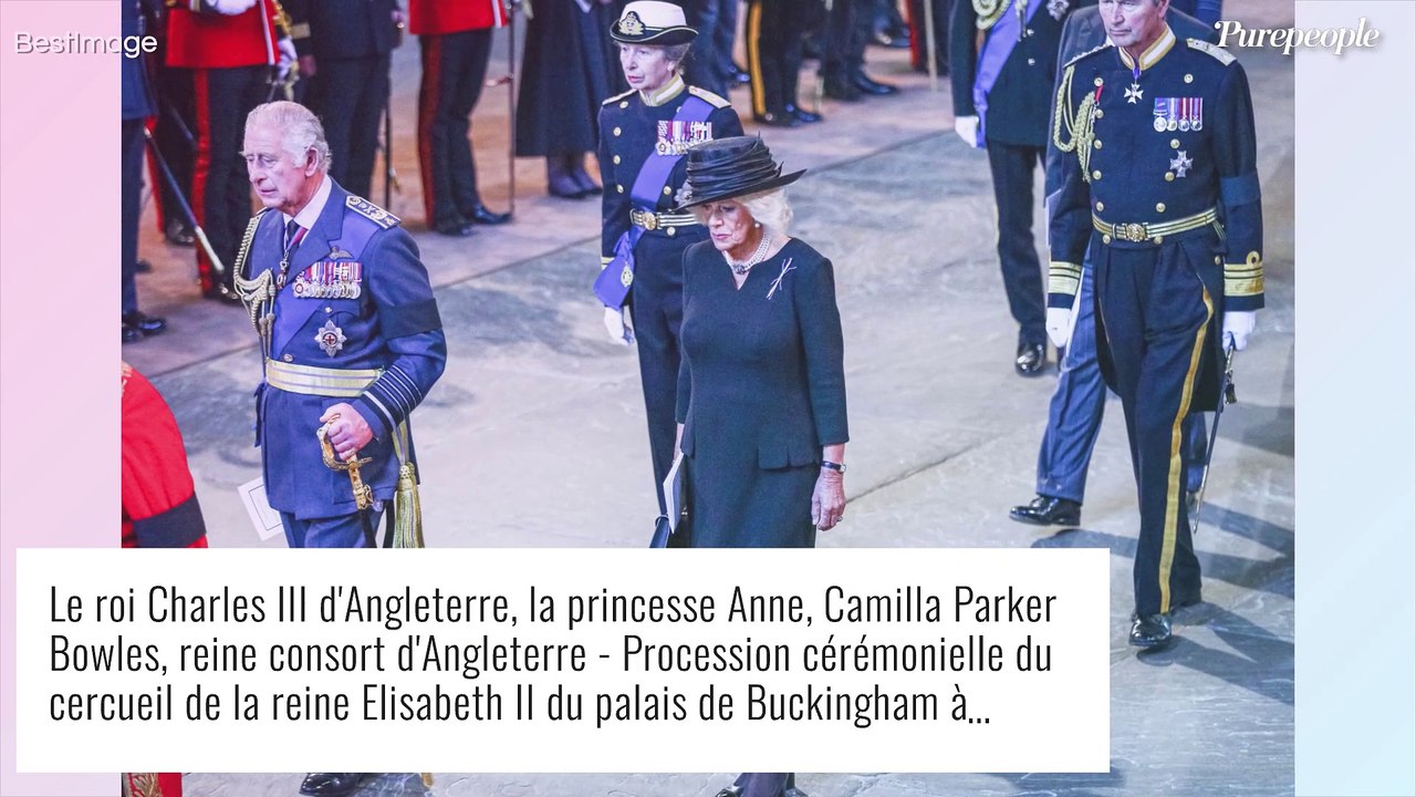 Camilla blessée et en difficulté : la reine consort veut épargner Charles III, en plein deuil