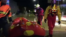 Alluvione nelle Marche, il salvataggio delle persone - Video