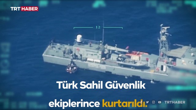 Yunanistan'ın düzensiz göçmenleri Türk kara sularına ittiği anlar İHA kamerasında