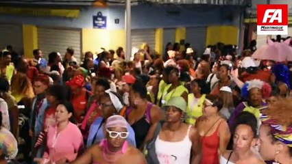 Pyjama Mardi gras au Lamentin