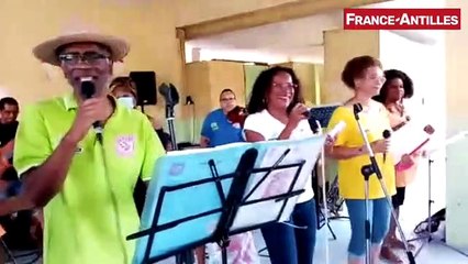 Chanté Noël au centre de loisirs de l'école de la Pointe des Nègres