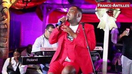 Cyril Cinélu en live au Sunset