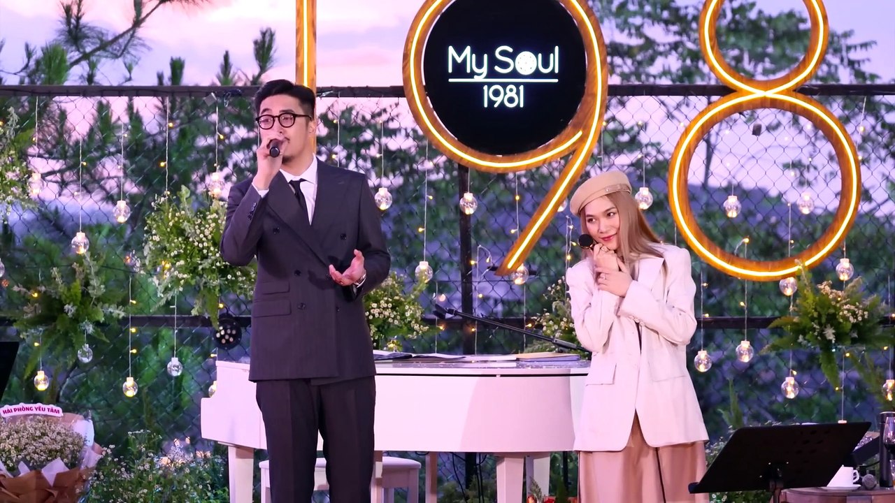 MỸ TÂM - BƯỚC QUA MÙA CÔ ĐƠN (LIVE) ft. VŨ. | MY SOUL 1981