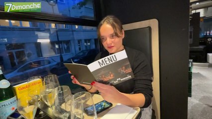 Ce dimanche, on mange dans un tram à Bruxelles !