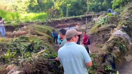 Entre la maleza y a orillas del río Cañaveral, Santa Cruz de Yojoa, se encontró el cuerpo del profesor José Raúl Discua.