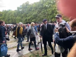 David Beckham hizo horas de cola para despedirse de la difunta Isabel II