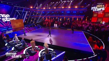 Nikos Aliagas débarque sur le plateau de "Danse avec les stars".