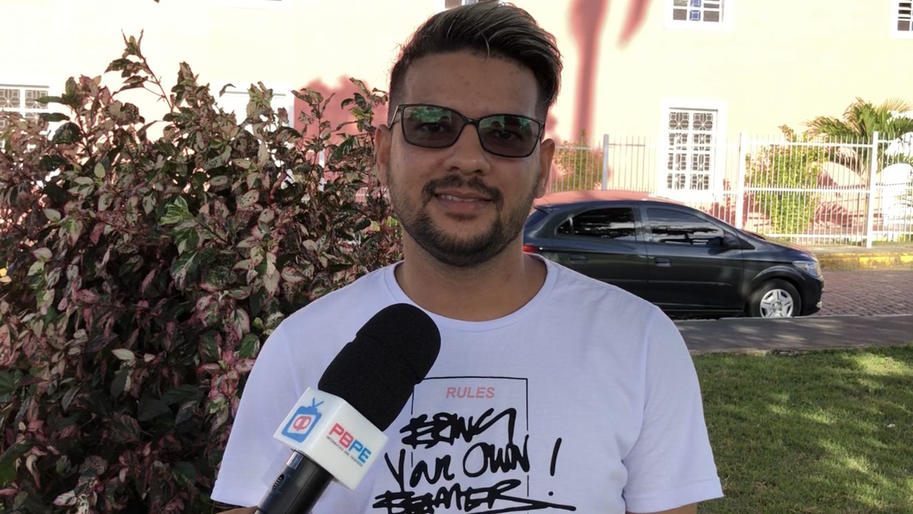 ENTREVISTA COM O CANTOR E COMPOSITOR DJ DM