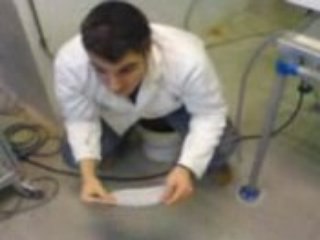 Sofiane fait un gros caca