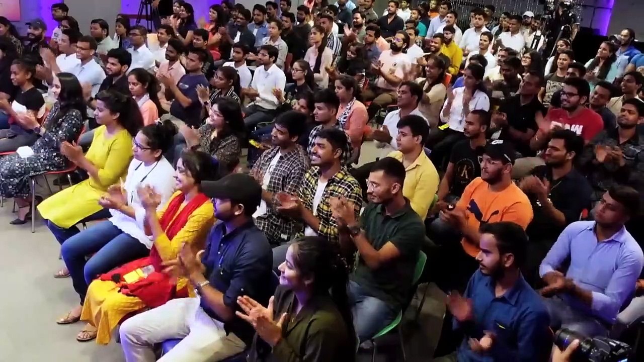 Meet Chai Sutta Bar Founder Anubhav Dubey _ Episode 22