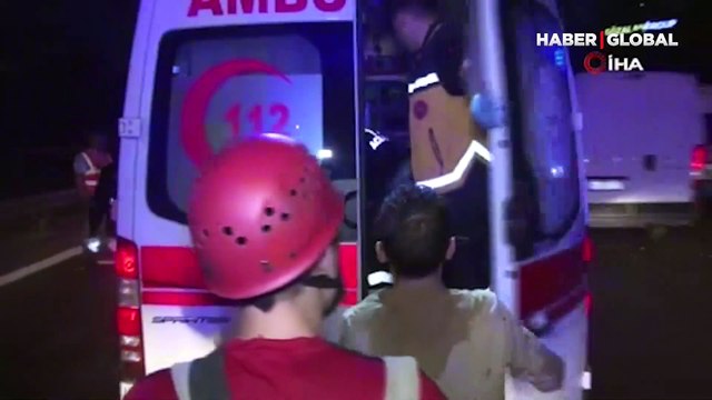 TEM Otoyolu’nda kontrolden çıkan otomobil önce otomobile sonra hafriyat kamyonuna çarptı!