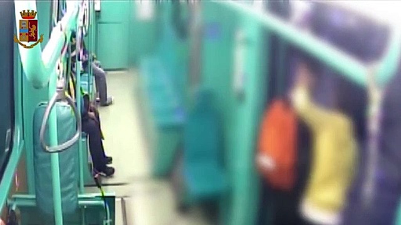 Milano, tentato omicidio alla fermata del tram