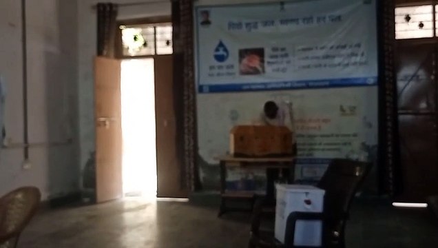 ग्राम सेवा सहकारी समितियों के मतदान में ले रहे हैं सदस्य रुचि