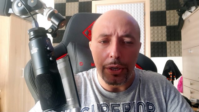 “Io e lei, ora la verità”. Totti-Blasi, il presunto amante esce allo scoperto e dice tutto