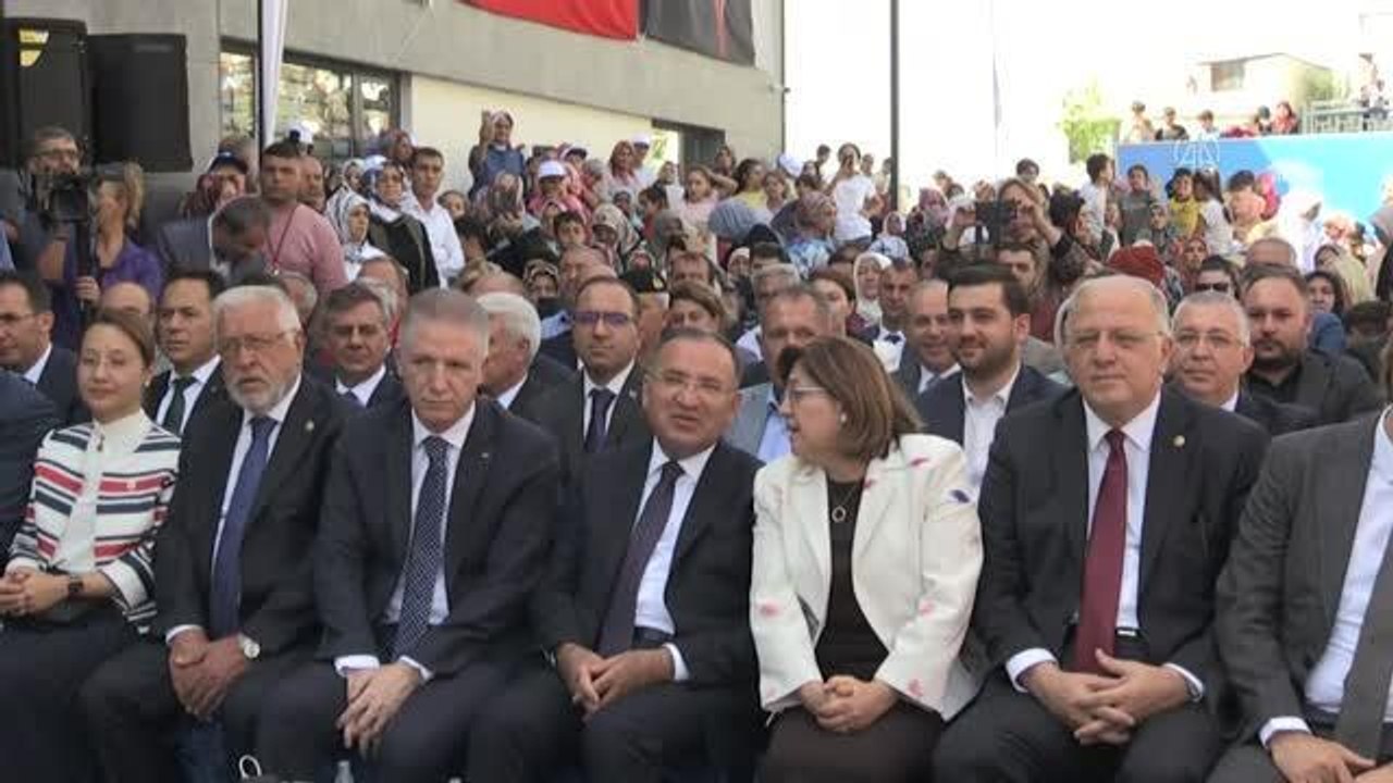 GAZİANTEP - Prof. Dr. Aziz Sancar Eğitim ve Sanat Merkezi açıldı