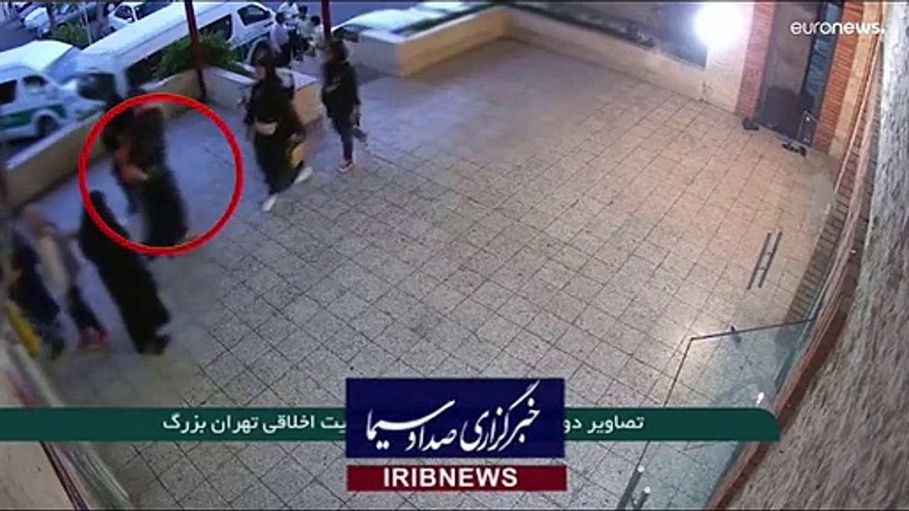 Wut auf Sittenpolizei: Tausende bei Beerdigung der 22-jährigen Mahsa A.