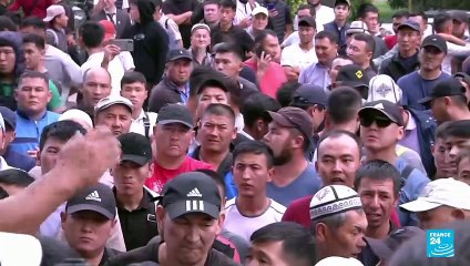 Tensiones fronterizas entre Kirguistán y Tayikistán dejan decenas de heridos y muertos