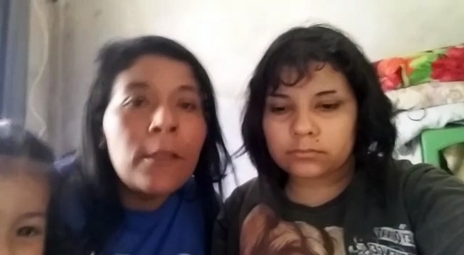 Mãe de duas filhas ficou dois meses sem trabalho e pede ajuda para conseguir alimentos