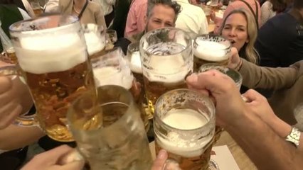 Arranca en Múnich el tradicional Oktoberfest con sed de cerveza tras la pandemia