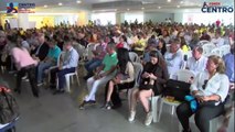 (EN VIDEO) Senadora paola Holguín responde pregunta sobre migración en Foro del CD en Pereira